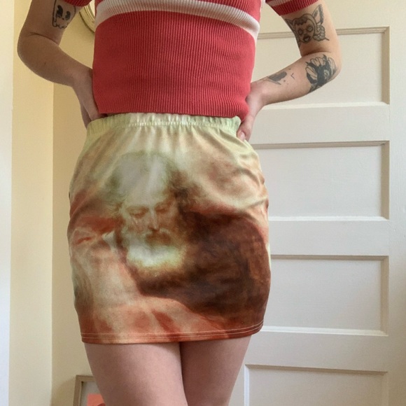 Dresses & Skirts - y2k graphic mini skirt